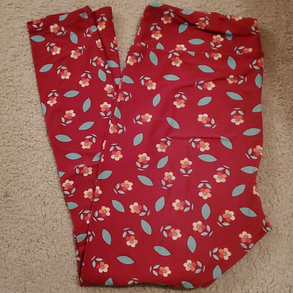 Floral red leggings